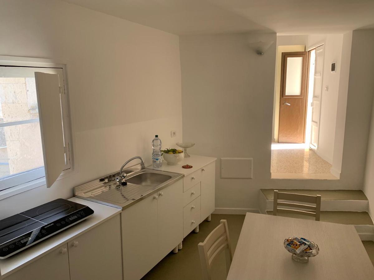 Appartement Palazzo Moschettini à Martano Extérieur photo